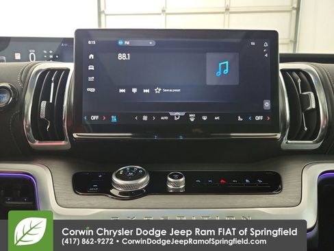 Used 2025 Ford Expedition Platinum w/ Driver's Package image 23