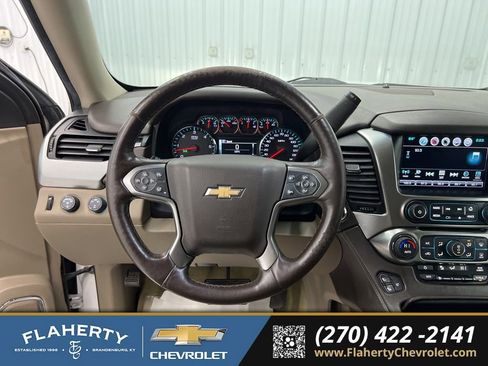 Used 2016 Chevrolet Suburban LTZ image 28