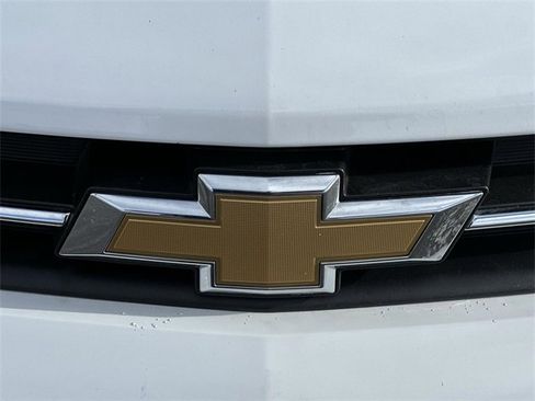 Certified 2022 Chevrolet Trax LT w/ LT Convenience Package image 29