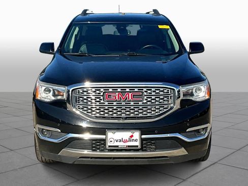 Used 2018 GMC Acadia Denali w/ Technology Package image 3