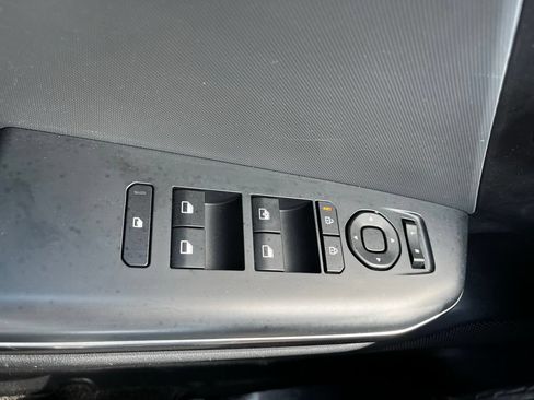 Used 2025 Kia K4 FWD image 24