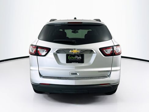 Used 2015 Chevrolet Traverse LS image 7