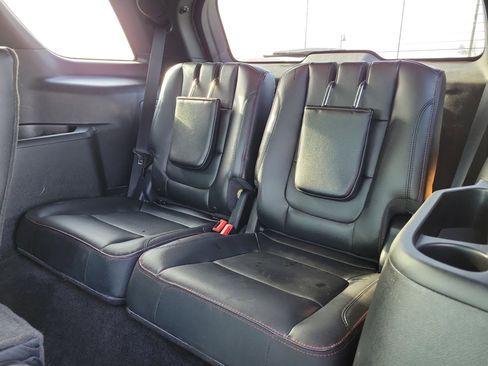 Used 2016 Ford Explorer Sport image 11