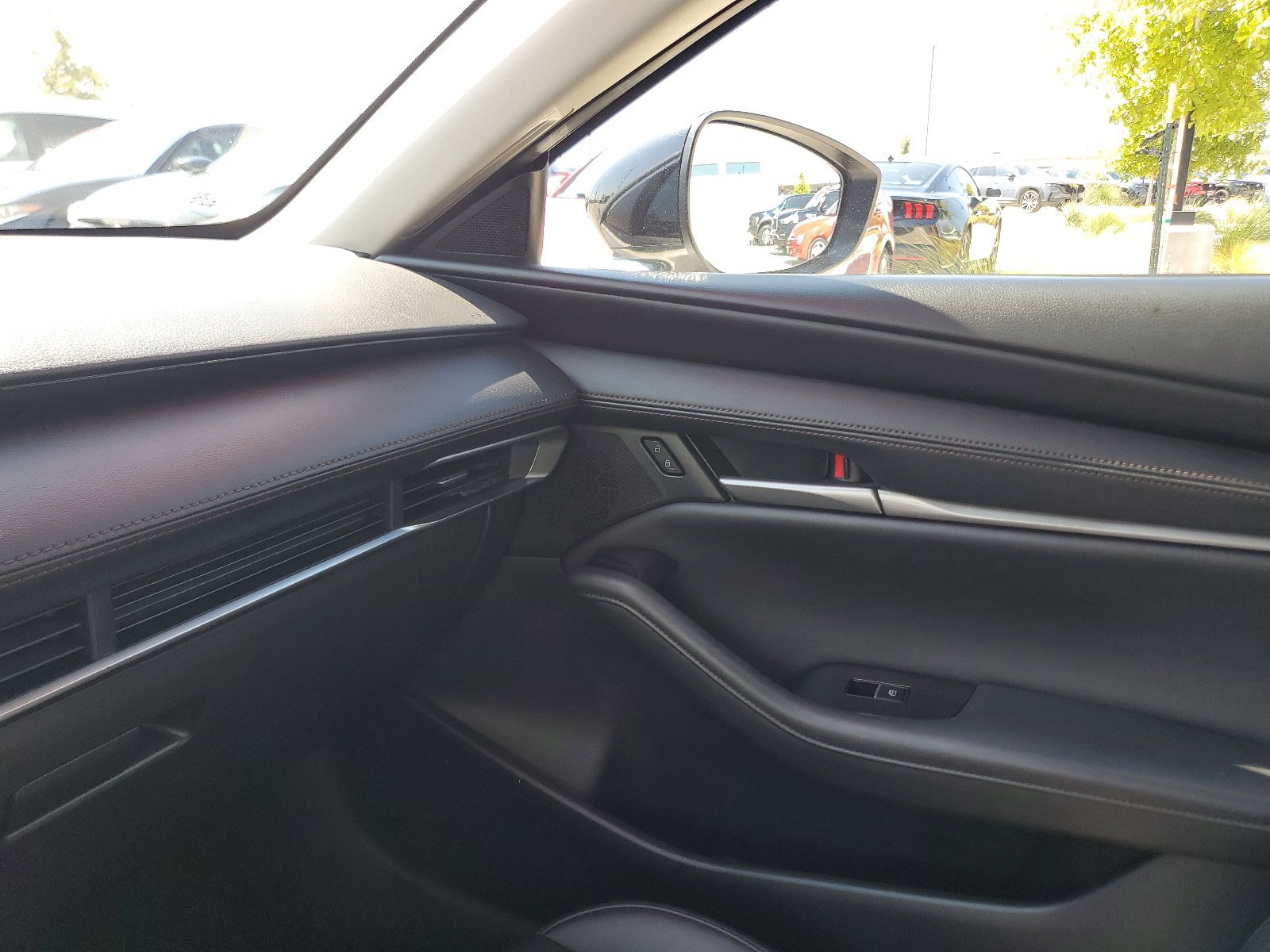 Used 2025 MAZDA MAZDA3 s FWD image 25
