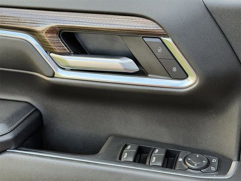 Certified 2024 Chevrolet Silverado 1500 RST image 25