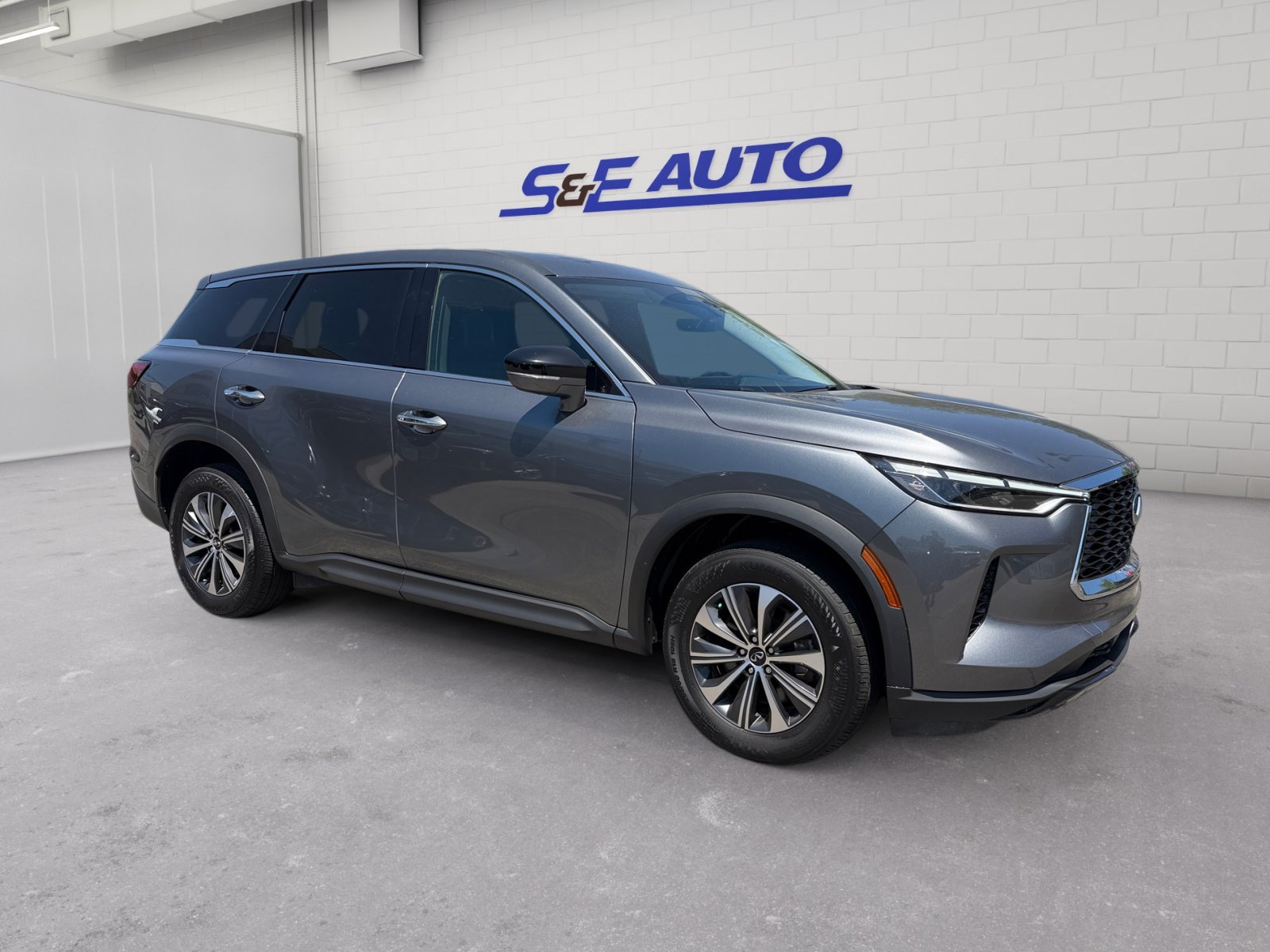 Used 2024 INFINITI QX60 Pure AWD/4WD image 6