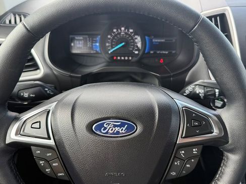 Certified 2024 Ford Edge SEL w/ Convenience Package image 18
