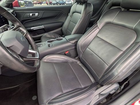 Used 2024 Ford Mustang GT Premium image 13