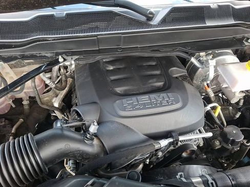 Used 2026 RAM 2500 Big Horn AWD/4WD image 28