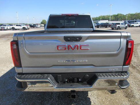 New 2026 GMC Sierra 2500 SLT w/ SLT Premium Package AWD/4WD image 5