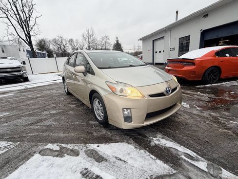 Used 2010 Toyota Prius Two image 5