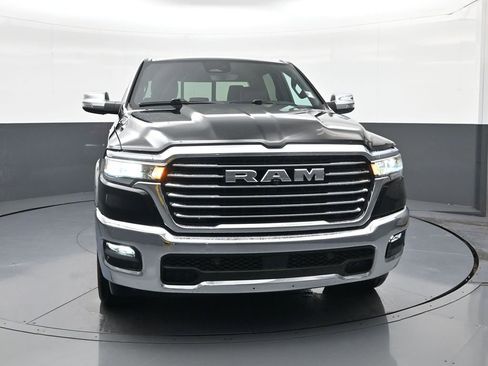 Used 2025 RAM 1500 Laramie AWD/4WD image 2