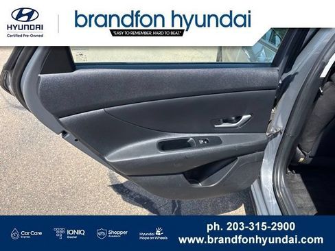 Used 2023 Hyundai Elantra SEL FWD image 10