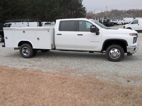 New 2025 Chevrolet Silverado 3500 W/T w/ WT Convenience Package image 9