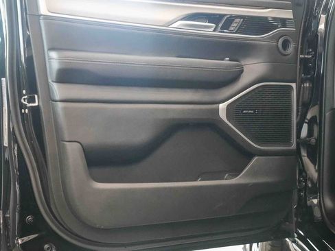 New 2026 Jeep Grand Wagoneer L 4WD image 21