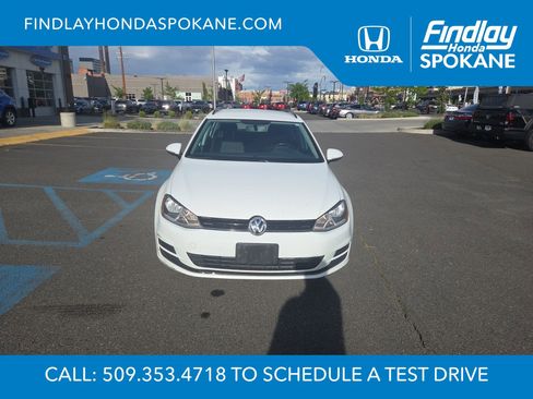 Used 2016 Volkswagen Golf S FWD image 8