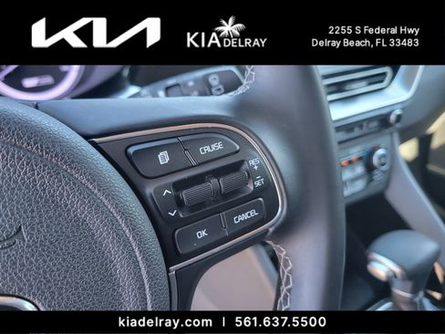 Certified 2020 Kia Niro LXS image 26