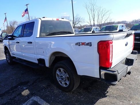 Used 2025 Ford F250 XLT image 3