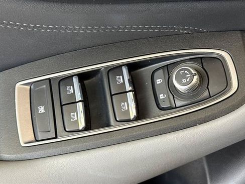 Used 2024 Subaru Outback Limited AWD/4WD image 11