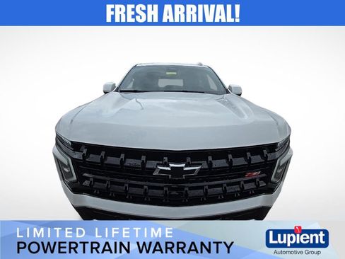 Used 2025 Chevrolet Tahoe Z71 image 9