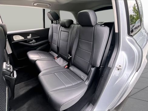 Used 2026 Mercedes-Benz GLS 450 4MATIC image 21