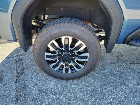 New 2026 GMC Sierra 2500 Denali Ultimate w/ Max Trailering Package image 4