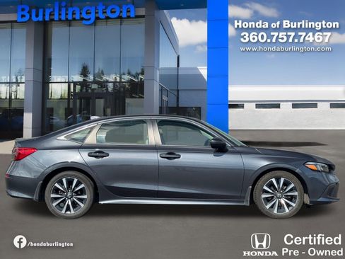 Used 2023 Honda Civic EX image 8