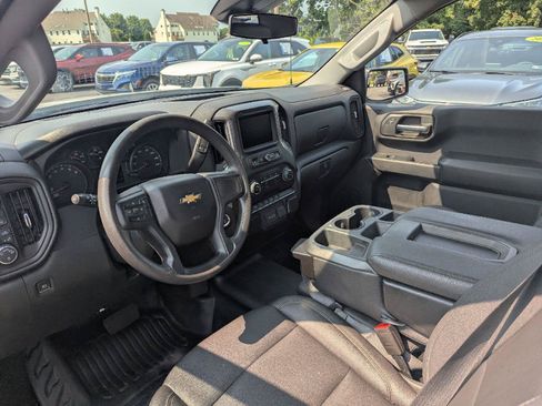 Used 2022 Chevrolet Silverado 1500 W/T w/ WT Value Package AWD/4WD image 13