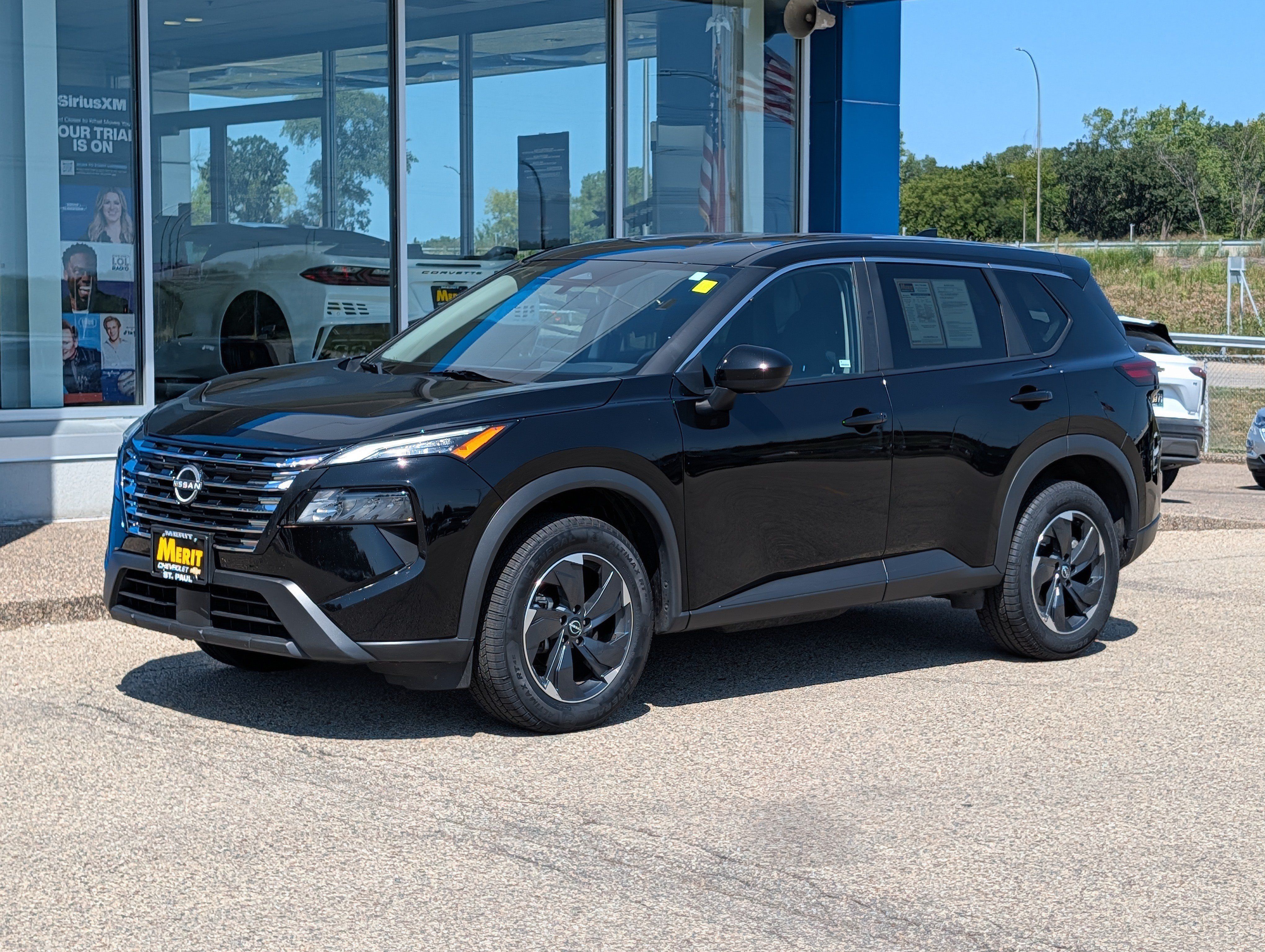 Used 2024 Nissan Rogue SV AWD/4WD image 6