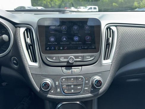 Used 2024 Chevrolet Malibu LT image 9