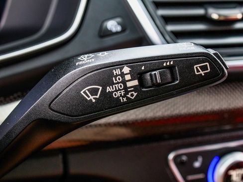 Used 2022 Audi SQ5 Premium Plus w/ Premium Plus Package image 30