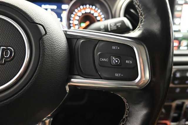 Used 2020 Jeep Gladiator Rubicon w/ Uconnect 4C Nav & Sound Group AWD/4WD image 10