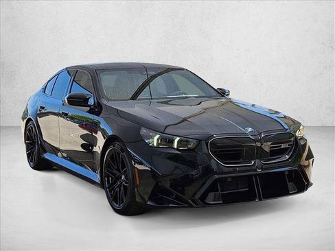 New 2027 BMW M5 w/ Executive Package AWD/4WD image 3