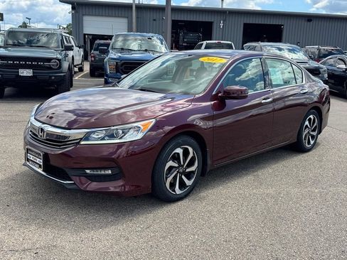 Used 2017 Honda Accord EX-L image 2