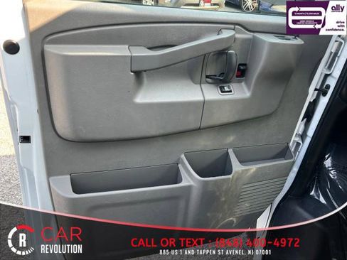 Used 2020 Chevrolet Express 3500 LT w/ LT Preferred Equipment Group image 33