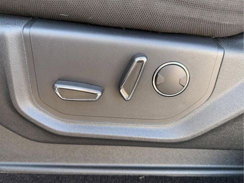 Used 2018 Ford F150 XLT w/ Equipment Group 302A Luxury image 13