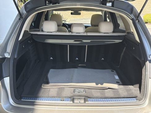 Used 2021 Mercedes-Benz GLC 300 image 18
