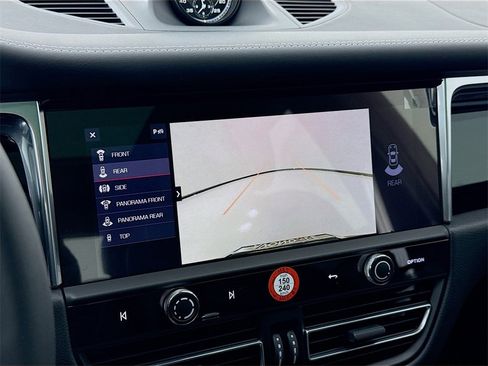 New 2026 Porsche Macan Turbo image 21