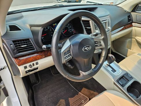 Used 2013 Subaru Legacy 2.5i Limited AWD/4WD image 17