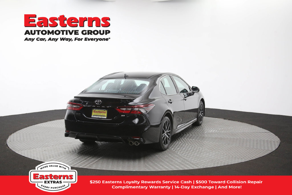 Used 2023 Toyota Camry SE FWD image 39
