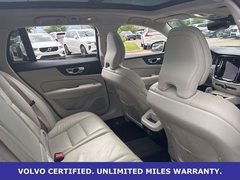 Certified 2023 Volvo V60 B5 Cross Country Plus w/ Climate Package AWD/4WD image 12