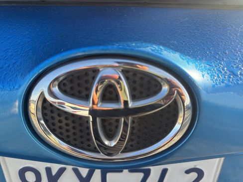 Used 2017 Toyota RAV4 LE image 14