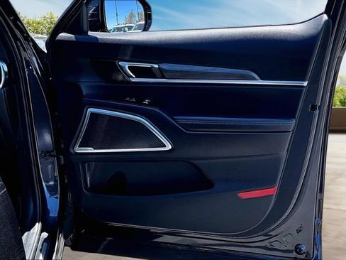 Used 2025 Kia Telluride SX X-Line AWD/4WD image 28
