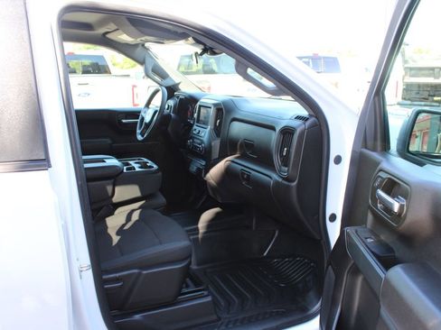 Used 2024 Chevrolet Silverado 1500 W/T w/ WT Value Package AWD/4WD image 29