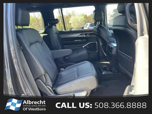 New 2026 Jeep Grand Wagoneer Limited w/ Premium Group II AWD/4WD image 15