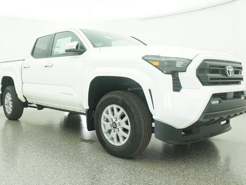 New 2026 Toyota Tacoma SR5 image 29
