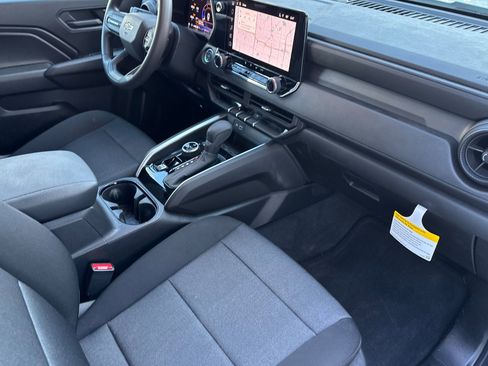 Used 2026 Chevrolet Colorado Trail Boss image 19