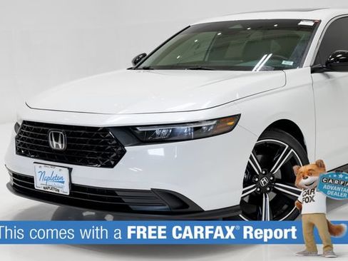 Used 2023 Honda Accord Sport image 2