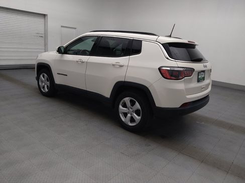 Used 2018 Jeep Compass Latitude w/ Popular Equipment Group FWD image 3
