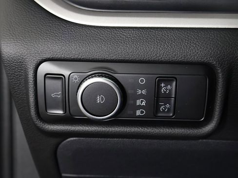 Used 2023 Ford Explorer XLT w/ Equipment Group 202A image 42